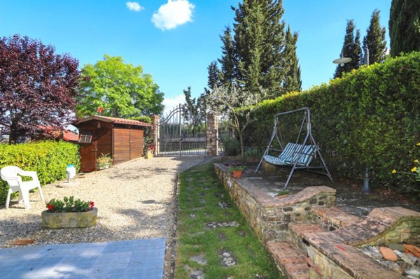 casa semindipendente in vendita a Montespertoli