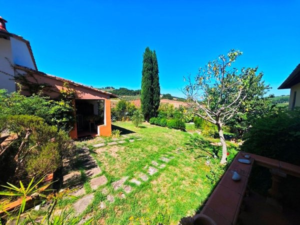 casale in vendita a Montespertoli