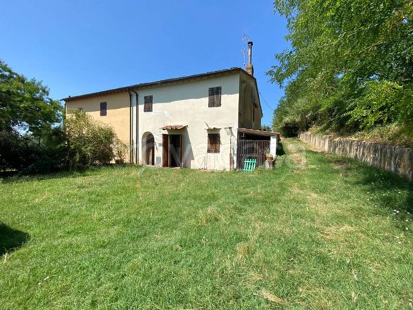 casa indipendente in vendita a Montespertoli in zona Poppiano