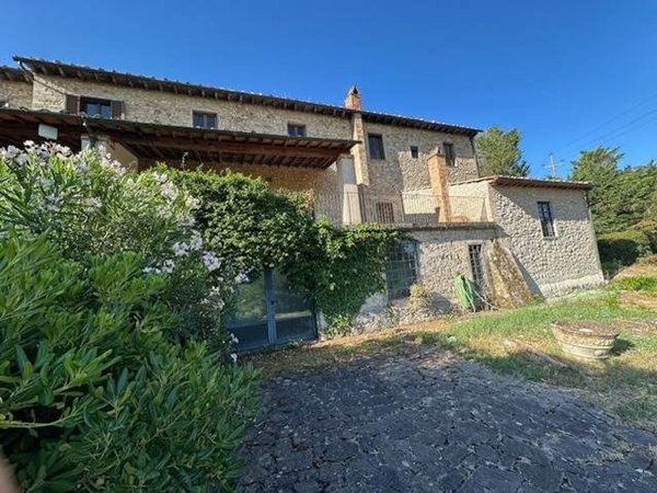 casa indipendente in vendita a Montespertoli