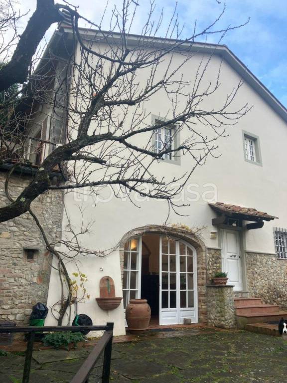 casa indipendente in vendita a Montespertoli