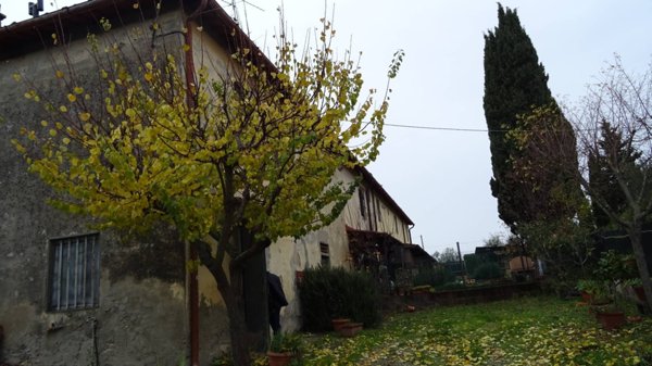 casale in vendita a Montespertoli