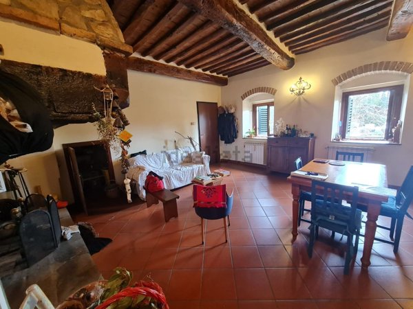 appartamento in vendita a Montespertoli in zona Lucignano