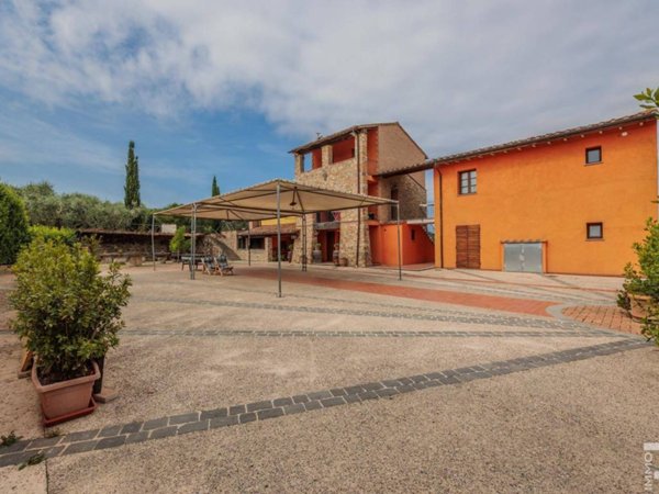 casa indipendente in vendita a Montespertoli in zona Montegufoni