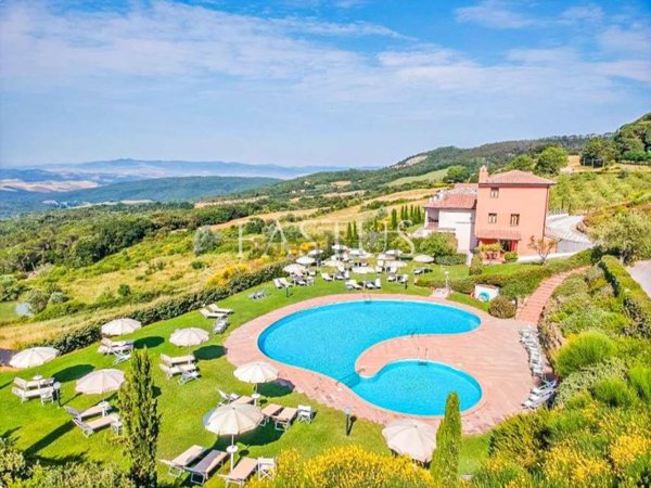 casale in vendita a Montespertoli