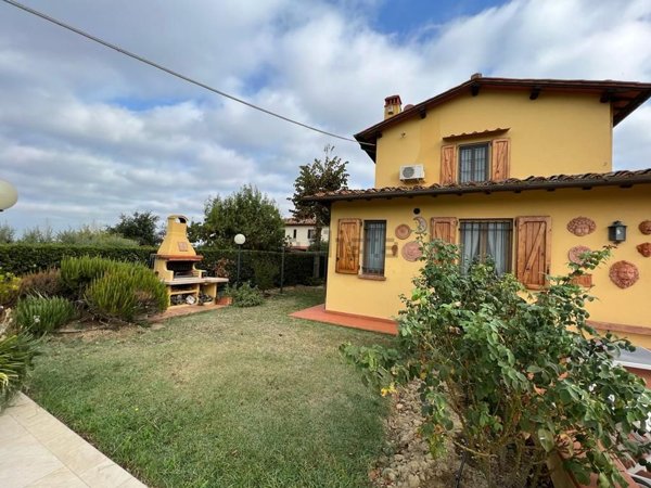 casa indipendente in vendita a Montespertoli