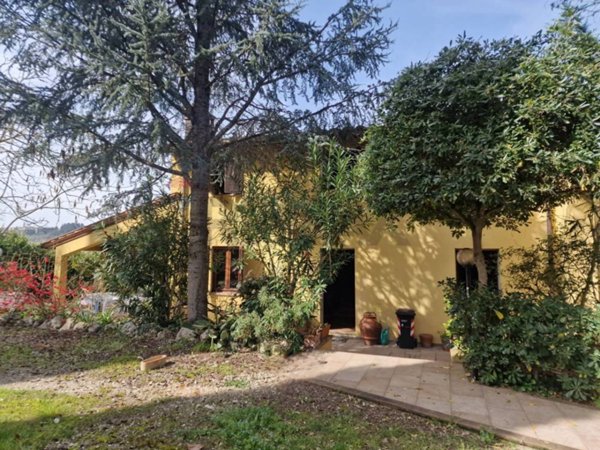 casa indipendente in vendita a Montespertoli