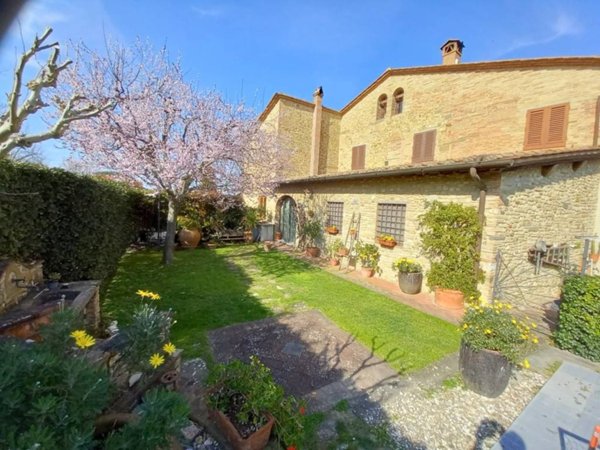 casa indipendente in vendita a Montespertoli