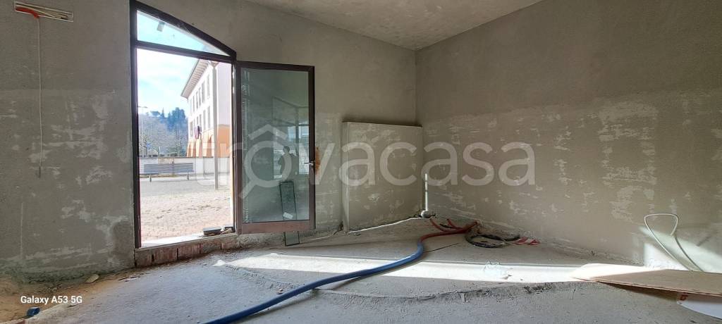 negozio in vendita a Montespertoli in zona Martignana
