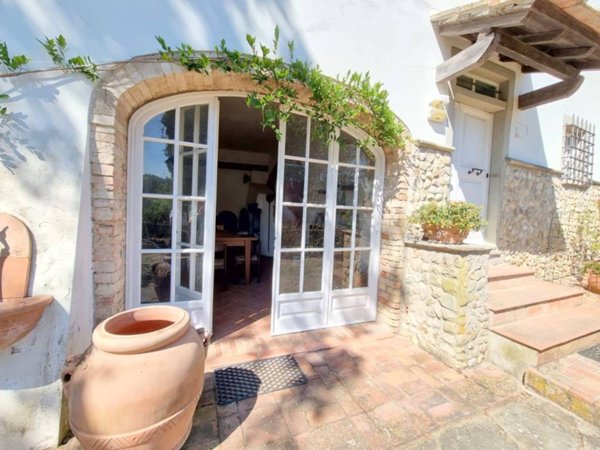 casa indipendente in vendita a Montespertoli