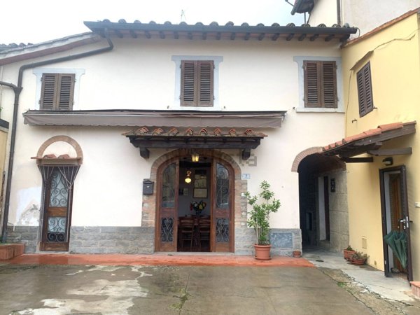 casa indipendente in vendita a Montespertoli in zona Fornacette