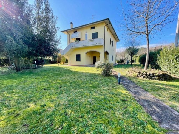 casa indipendente in vendita a Montespertoli
