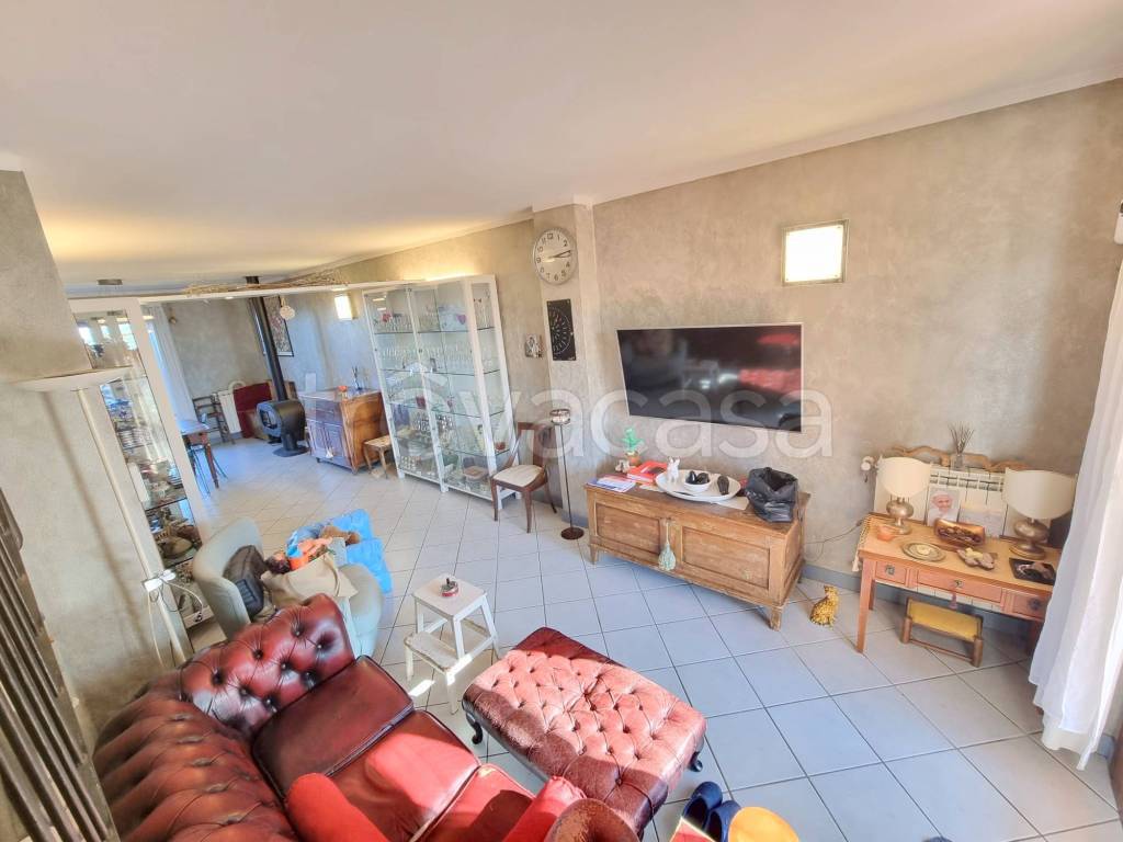 casa indipendente in vendita a Montespertoli in zona San Quirico in Collina