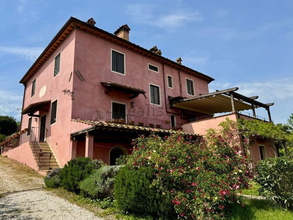 casa indipendente in vendita a Montespertoli