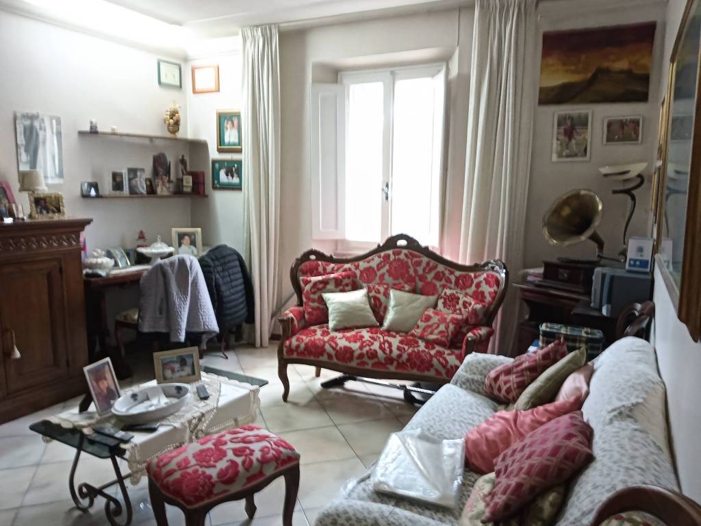 casa indipendente in vendita a Montespertoli in zona San Quirico in Collina