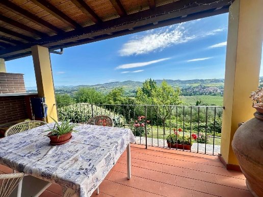 casa indipendente in vendita a Montespertoli