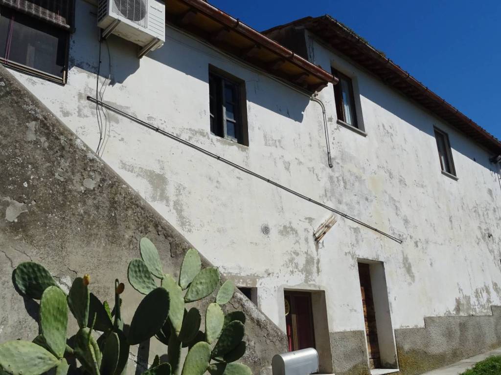 casa indipendente in vendita a Montespertoli in zona Monte Albino