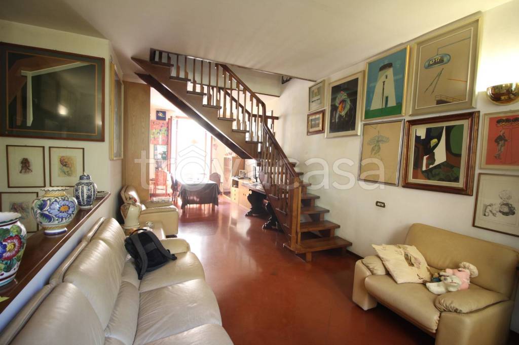casa indipendente in vendita a Montespertoli in zona Le Galvane