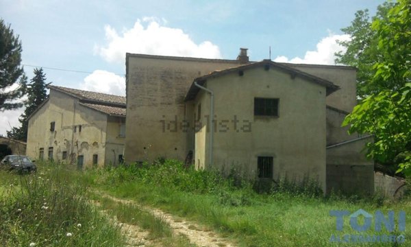 casale in vendita a Montespertoli