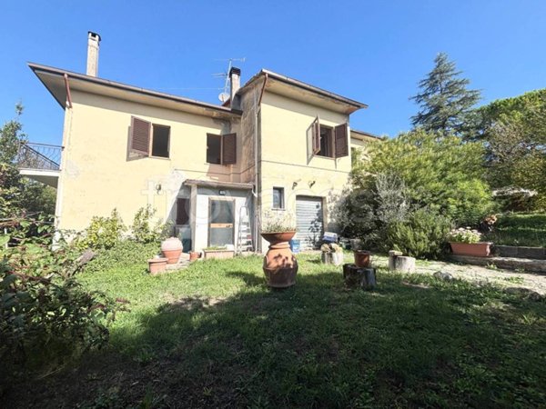 casa indipendente in vendita a Montespertoli in zona San Quirico in Collina