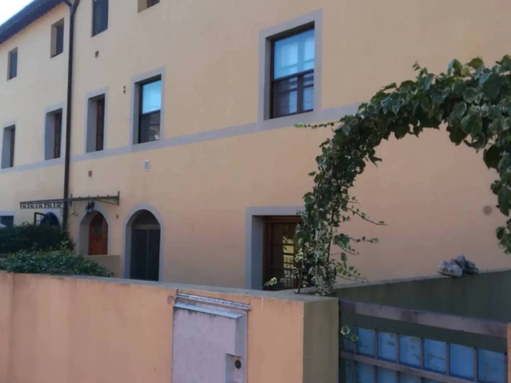 appartamento in vendita a Montespertoli in zona Vicchio - Lungagnana