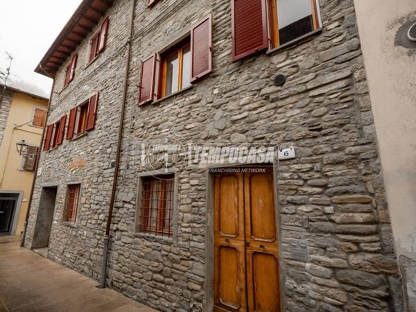 casa indipendente in vendita a Palazzuolo sul Senio in zona Quadalto