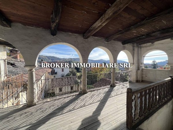 casa indipendente in vendita ad Ameno