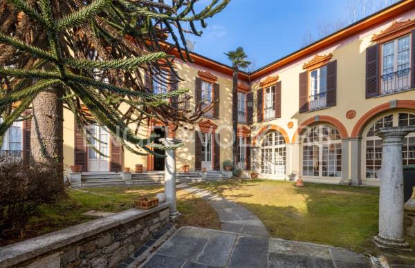 casa indipendente in vendita ad Ameno in zona Vacciago