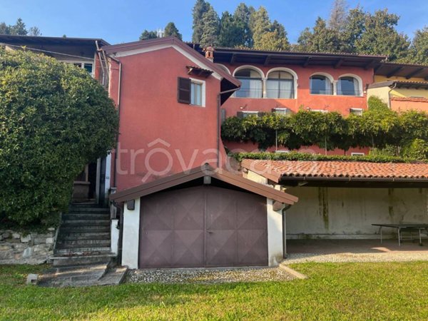 casa indipendente in vendita ad Ameno