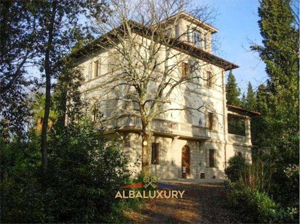 casa indipendente in vendita a Pelago