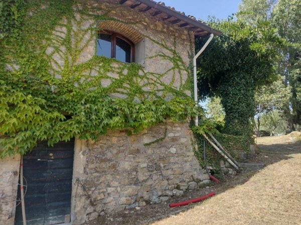 casa indipendente in vendita a Pelago