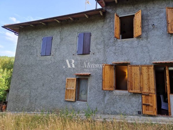 casa indipendente in vendita a Pelago in zona Consuma