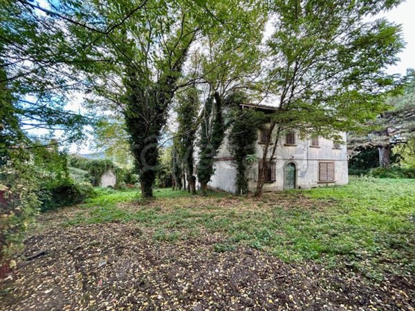villa in vendita a Pelago in zona Borselli
