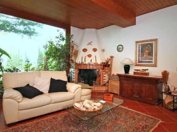 casa indipendente in vendita a Pelago in zona Paterno
