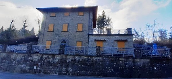casa indipendente in vendita a Pelago in zona Consuma