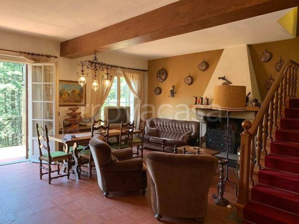 casa indipendente in vendita a Pelago in zona Consuma