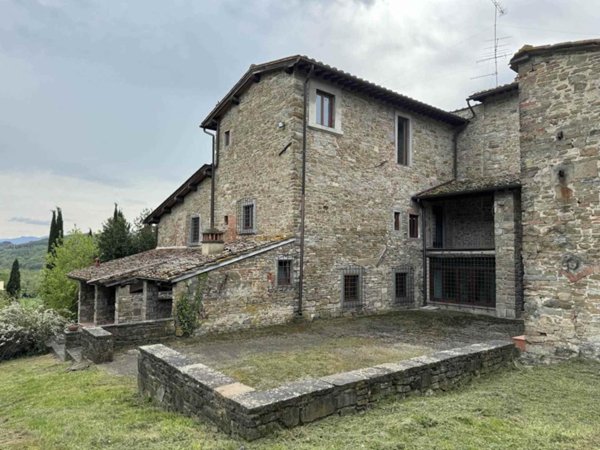 casa indipendente in vendita a Pelago