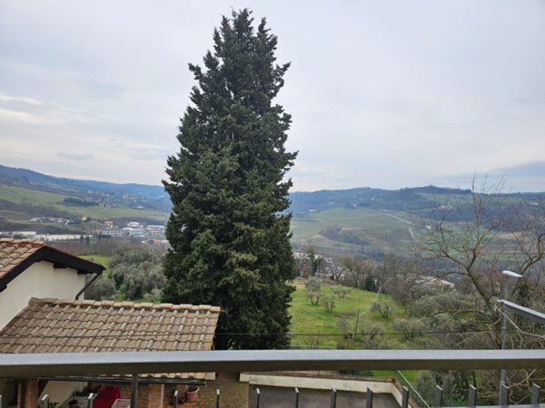 appartamento in vendita a Pelago in zona Palaie