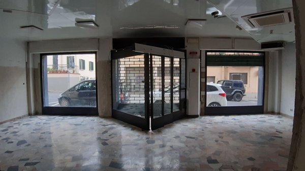 negozio in vendita a Pelago in zona San Francesco