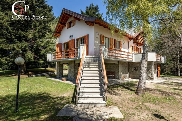 casa indipendente in vendita a Pelago in zona Consuma