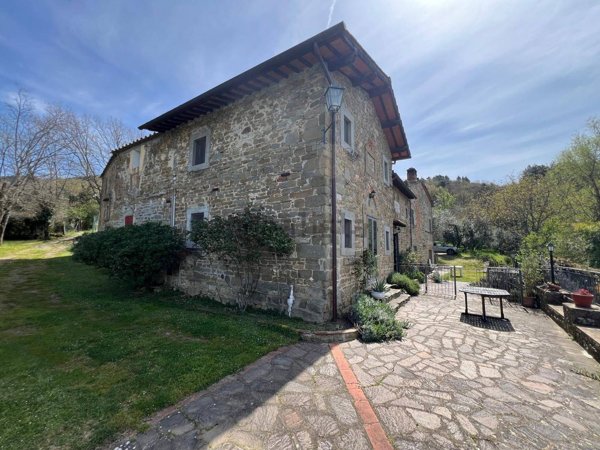 casa semindipendente in vendita a Pelago in zona Paterno