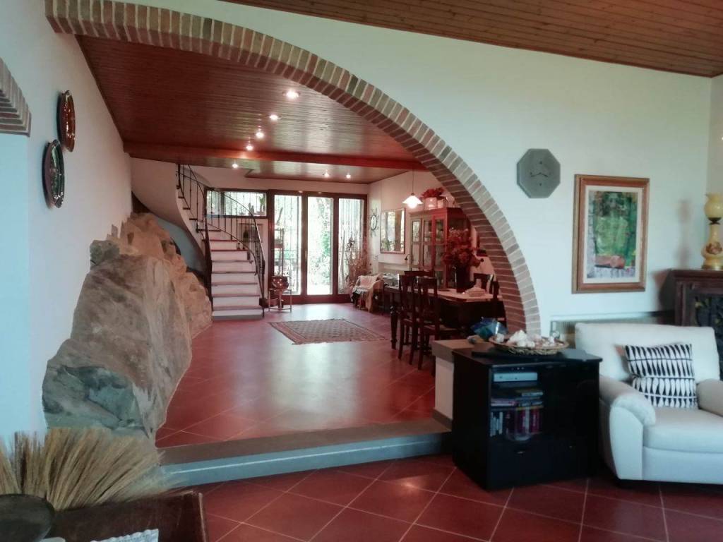 casa indipendente in vendita a Pelago in zona Paterno