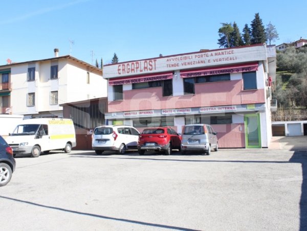 ufficio in vendita a Pelago in zona San Francesco