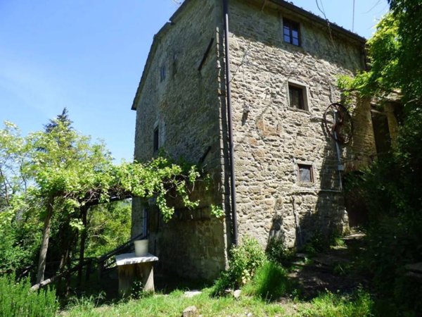 casa indipendente in vendita a Pelago