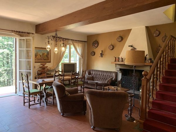 casa indipendente in vendita a Pelago in zona Consuma