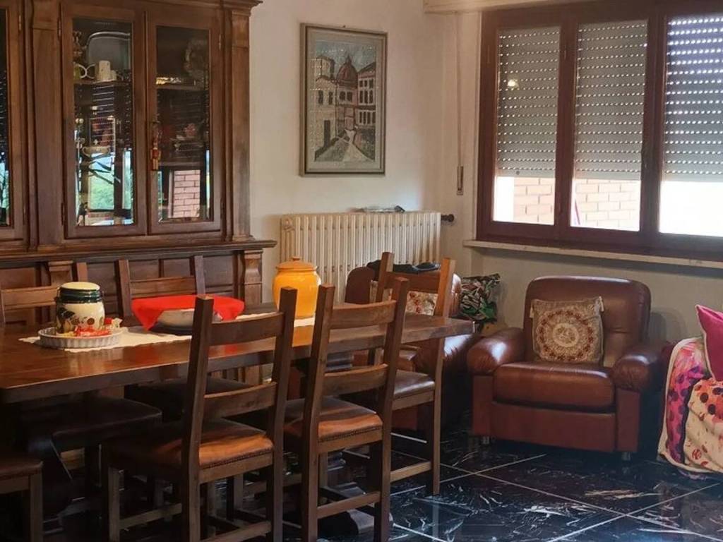 casa indipendente in vendita a Pelago