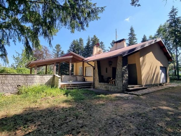 casa indipendente in vendita a Pelago in zona Consuma