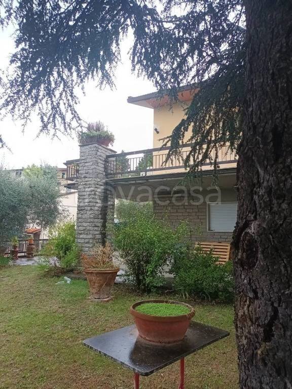 casa indipendente in vendita a Pelago in zona Diacceto