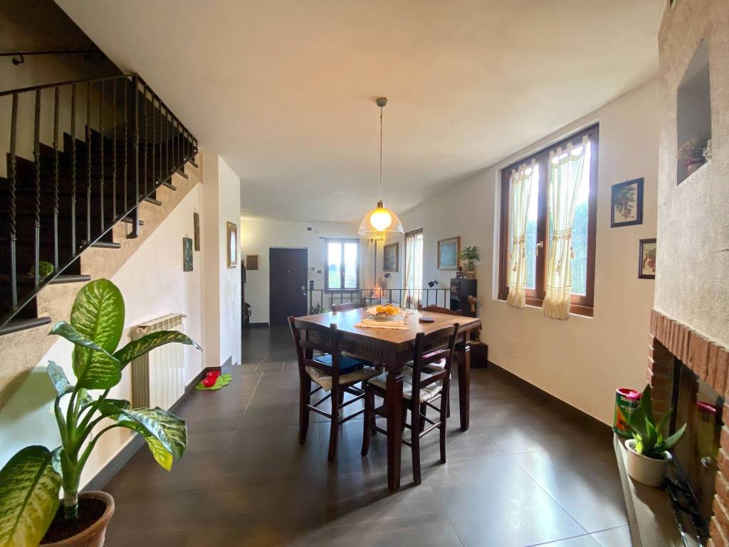 casa indipendente in vendita a Pelago in zona Paterno