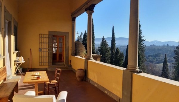 villa in vendita a Pelago